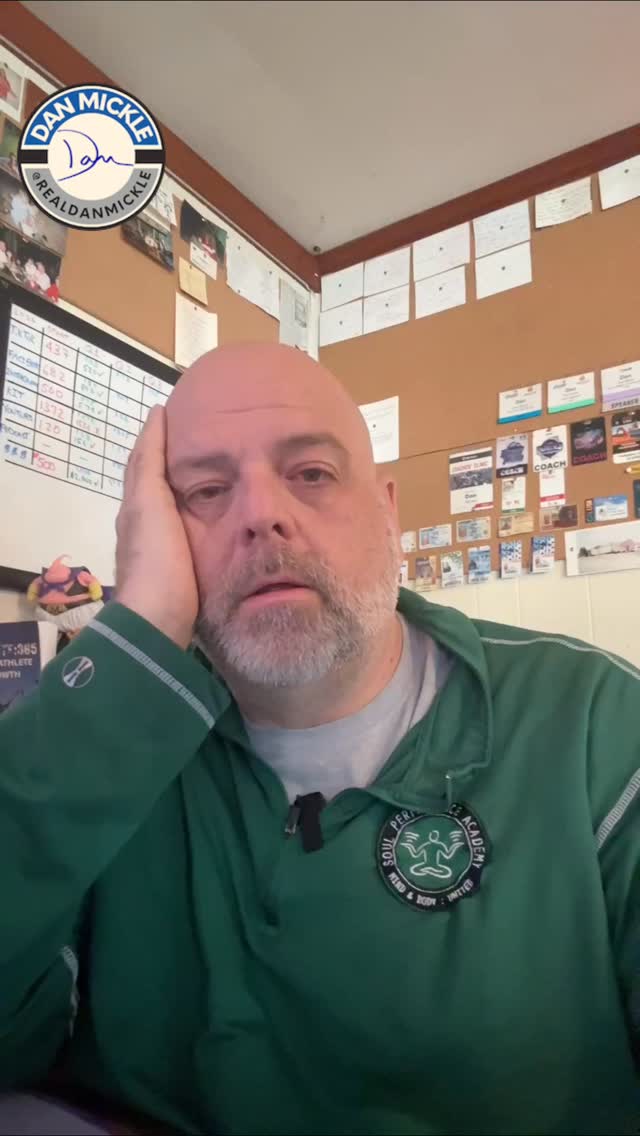 Who's truly responsible for a young athlete's well-being? Often, nobody. Parents, coaches, trainers all care, but focus on their piece. This leads to skilled but unconfident athletes, exhausted mentally and physically. Let's prioritize healthy athletes, and performance will follow. #YouthSports #AthleteWellbeing #SportsPsychology #HealthyAthletes #Performance #MentalHealth #Parenting #CoachingTips #ReelsSports #YouthDevelopment