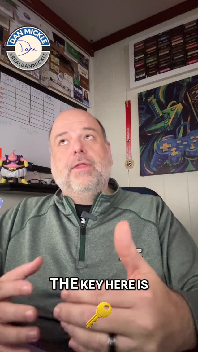 Pause, breathe, choose. Interrupt the spiral with the SWITCH method. Instead of panic, calm your system and decide your next move. Take back control. #Mindfulness #EmotionalRegulation #SelfControl #StressManagement #PersonalGrowth #ReelsTips #CalmTheChaos #InnerPeace